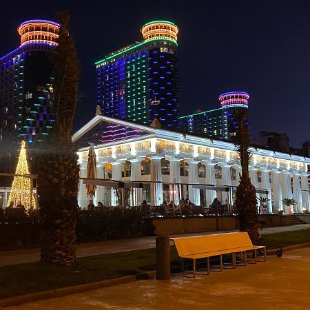 Sea Towers 2 Room Apartment Batumi Exterior photo