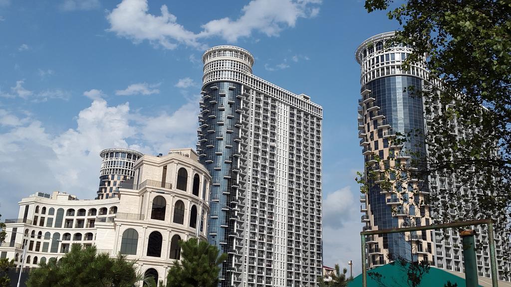 Sea Towers 2 Room Apartment Batumi Exterior photo